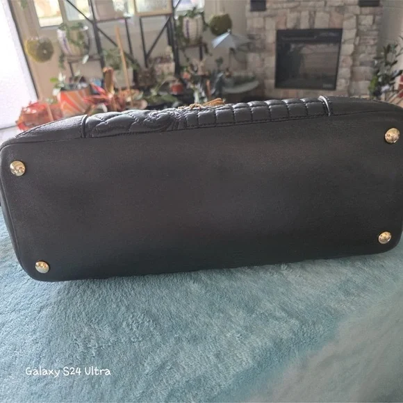 Gianni Versace Quilted Women's Bag - Picture 16 of 16